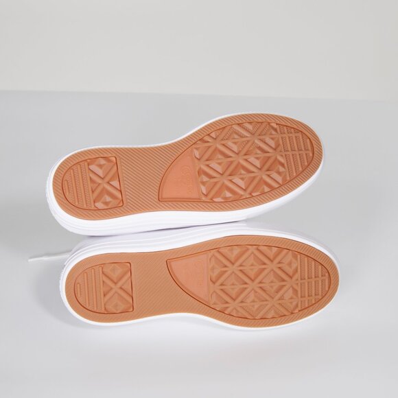 Converse Chuck Taylor Platform High Tops in Lavender - Picture 4 of 4